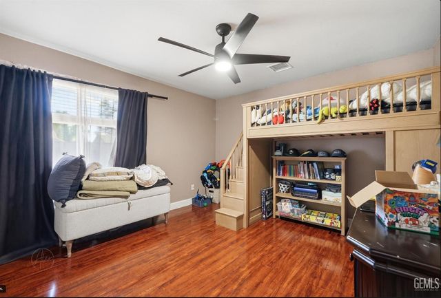 2704 Lehr Place, Bakersfield, CA 93311