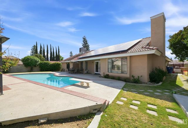 2704 Lehr Place, Bakersfield, CA 93311