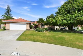 2704 Lehr Place, Bakersfield, CA 93311
