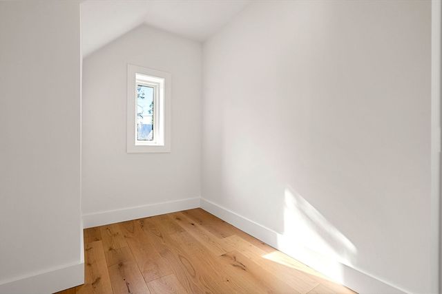 106 River Street 14, Newton, MA 02465