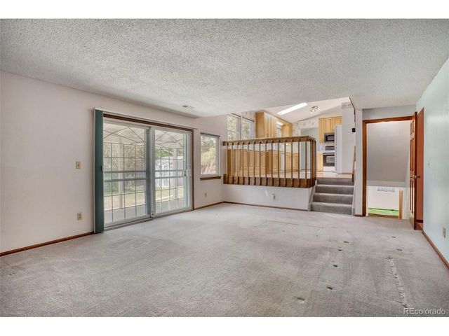 2215 S Zeno St, Aurora, CO 80013