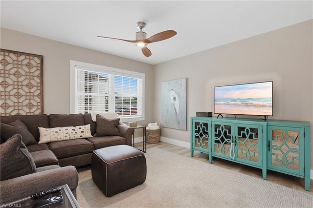 481 Quail Forest BLVD B210, Naples, FL 34105