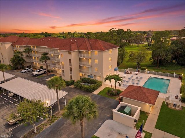 481 Quail Forest BLVD B210, Naples, FL 34105