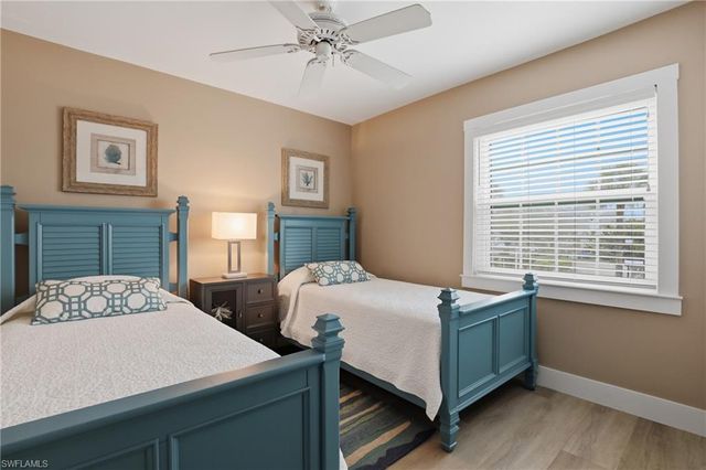 481 Quail Forest BLVD B210, Naples, FL 34105