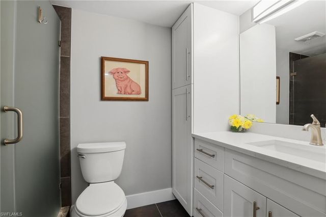 481 Quail Forest BLVD B210, Naples, FL 34105