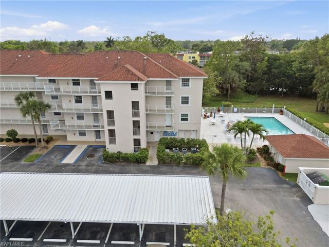 481 Quail Forest BLVD B210, Naples, FL 34105