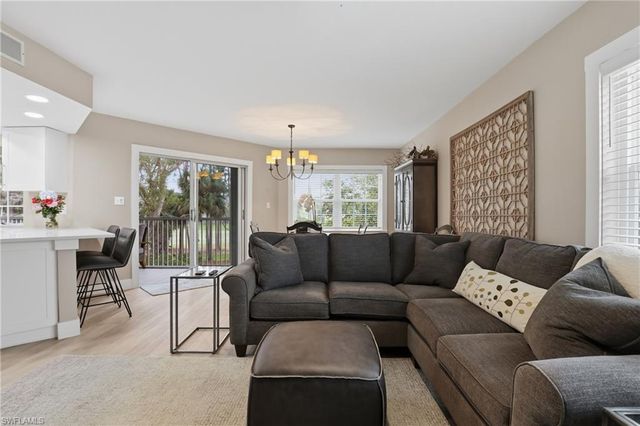 481 Quail Forest BLVD B210, Naples, FL 34105