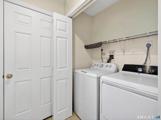 20 Colonial Heights Road, East Haven, CT 06473