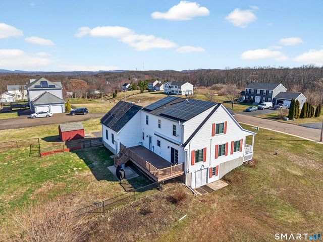 20 Colonial Heights Road, East Haven, CT 06473