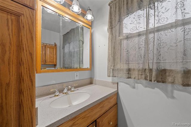 28278 Merritt Drive, Westland, MI 48185