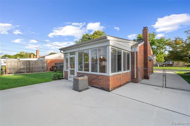 28278 Merritt Drive, Westland, MI 48185