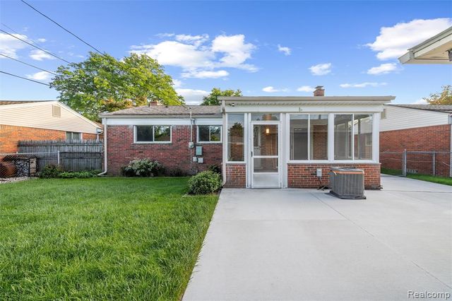 28278 Merritt Drive, Westland, MI 48185