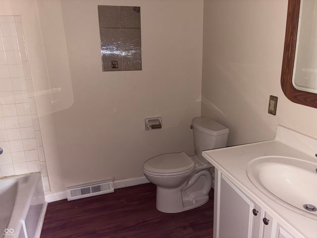 530 Westmore Drive, Indianapolis, IN 46214