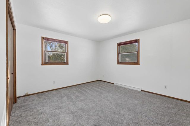 1381 SILVERWOOD LANE, Neenah, WI 54956