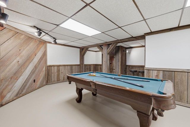 1381 SILVERWOOD LANE, Neenah, WI 54956