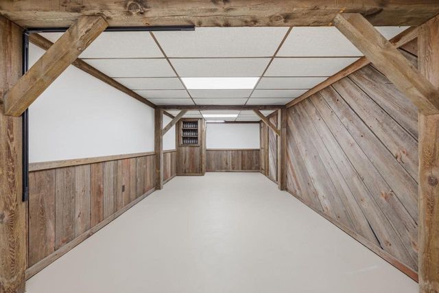 1381 SILVERWOOD LANE, Neenah, WI 54956