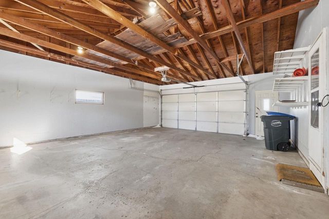 1381 SILVERWOOD LANE, Neenah, WI 54956