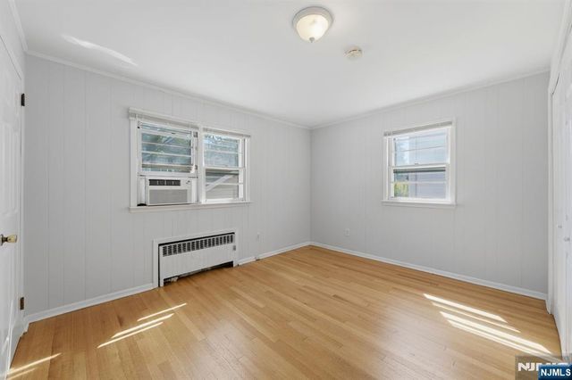 219 Magie Avenue, Roselle Park, NJ 07204