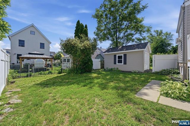 219 Magie Avenue, Roselle Park, NJ 07204