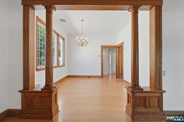 219 Magie Avenue, Roselle Park, NJ 07204