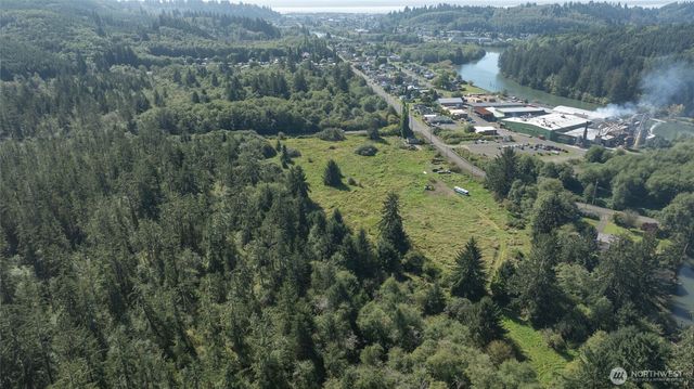 11111 Pan Handle Road, Hoquiam, WA 98550