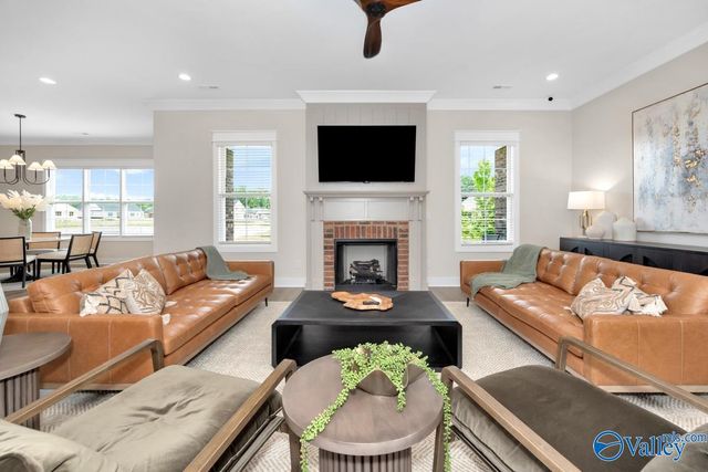 7815 Lake Walk Way, Owens Cross Roads, AL 35763