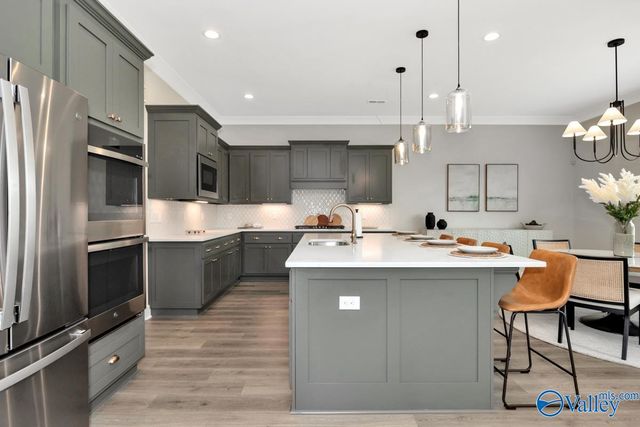 7815 Lake Walk Way, Owens Cross Roads, AL 35763