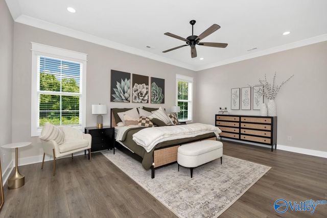 7815 Lake Walk Way, Owens Cross Roads, AL 35763