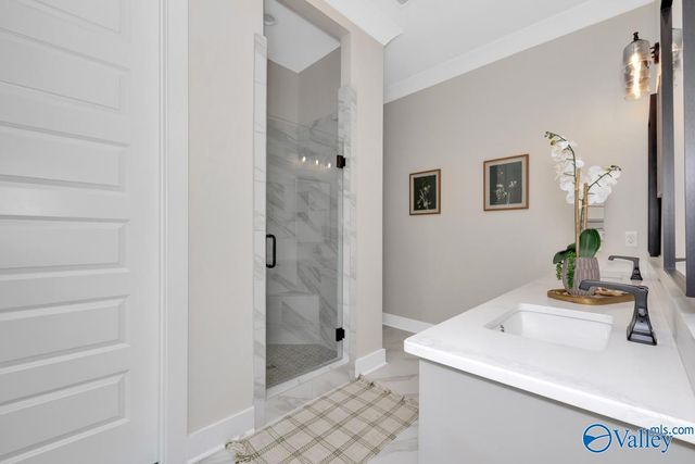 7815 Lake Walk Way, Owens Cross Roads, AL 35763