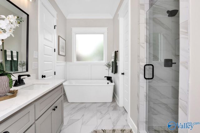 7815 Lake Walk Way, Owens Cross Roads, AL 35763