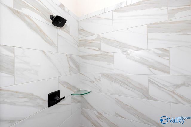 7815 Lake Walk Way, Owens Cross Roads, AL 35763