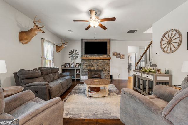 209 Marsh Road, West Point, GA 31833