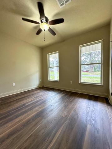 904 N Texas, Deridder, LA 70634