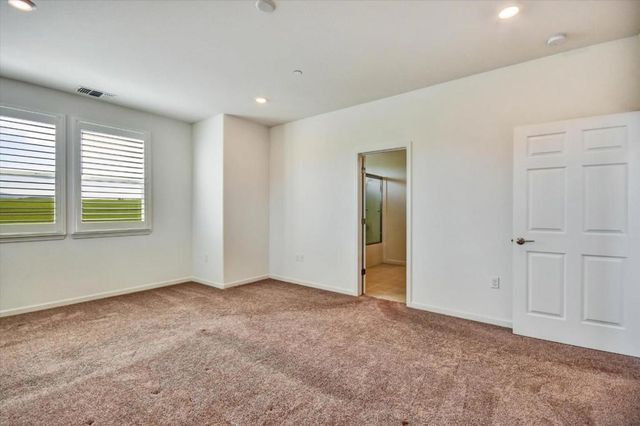 2160 Fuchsia Drive, Hollister, CA 95023