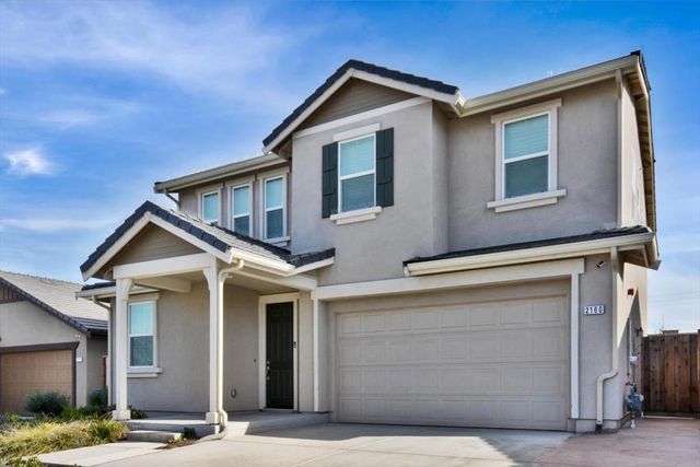 2160 Fuchsia Drive, Hollister, CA 95023