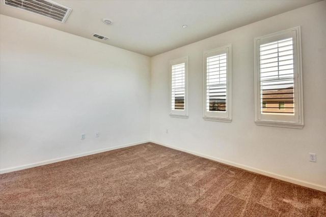 2160 Fuchsia Drive, Hollister, CA 95023