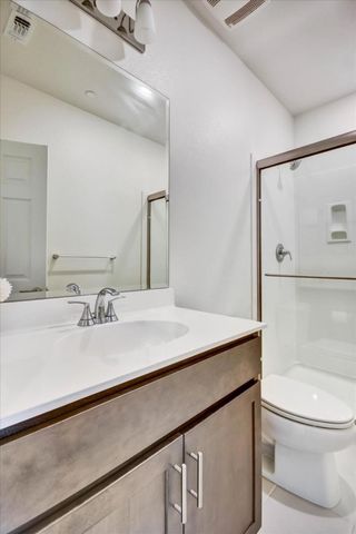 2160 Fuchsia Drive, Hollister, CA 95023