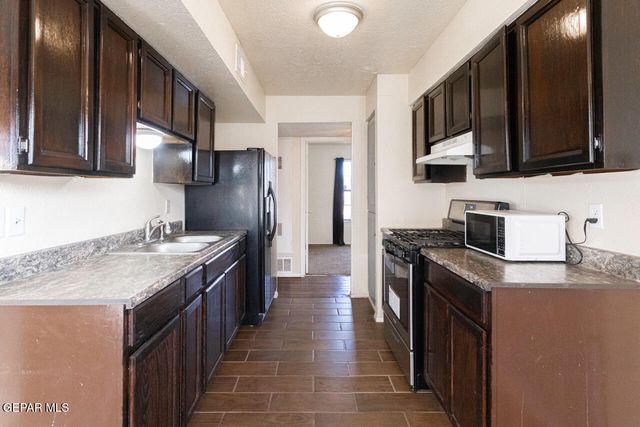 10545 PALOMINO Street, El Paso, TX 79924