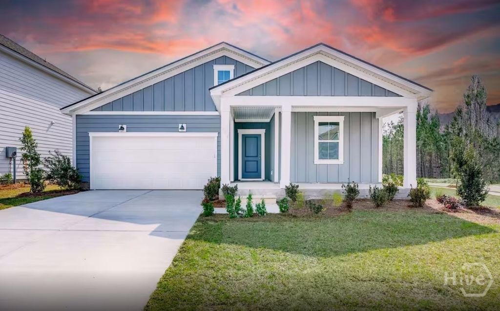 Image 1 of property listing at 140 Elwood Road, Richmond Hill, GA 31324