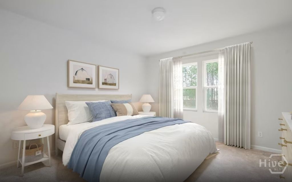 Image 5 of property listing at 140 Elwood Road, Richmond Hill, GA 31324