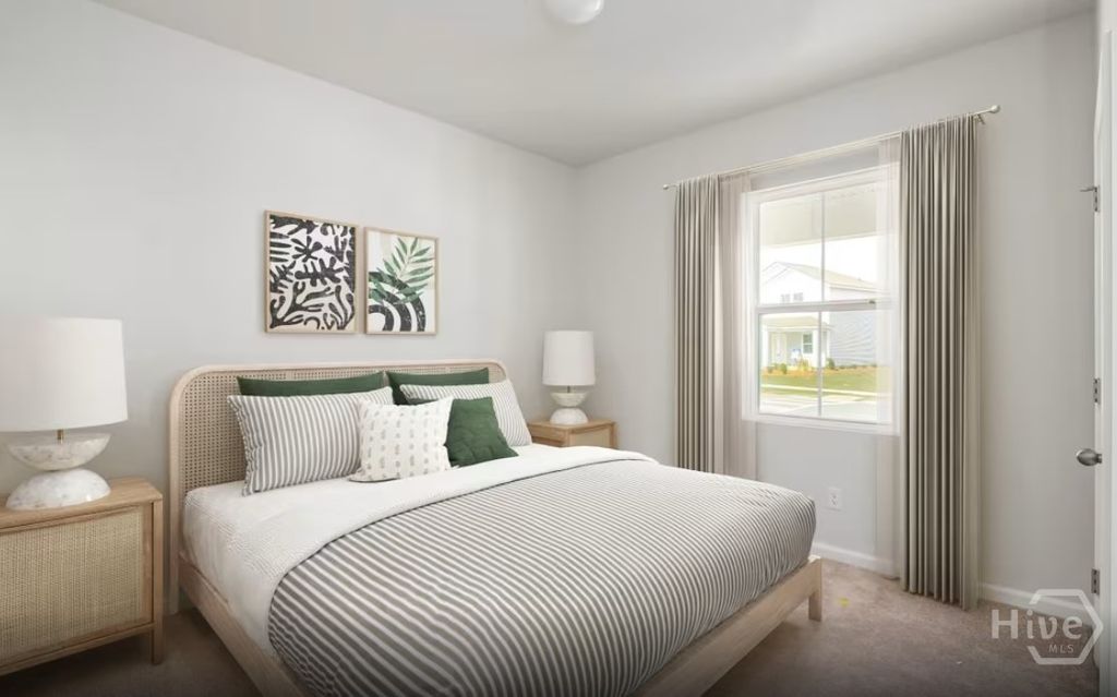 Image 7 of property listing at 140 Elwood Road, Richmond Hill, GA 31324