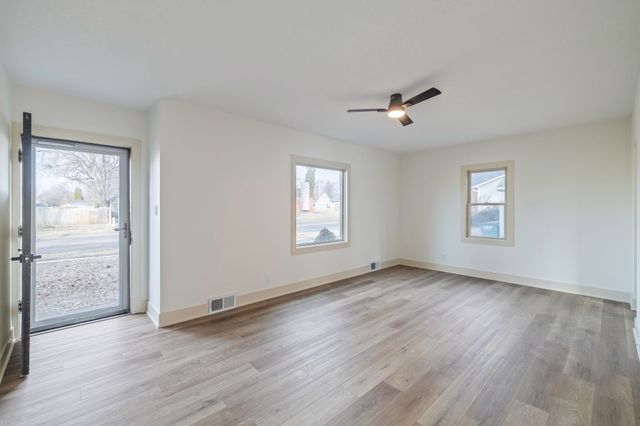 413 19th Street, West Des Moines, IA 50265