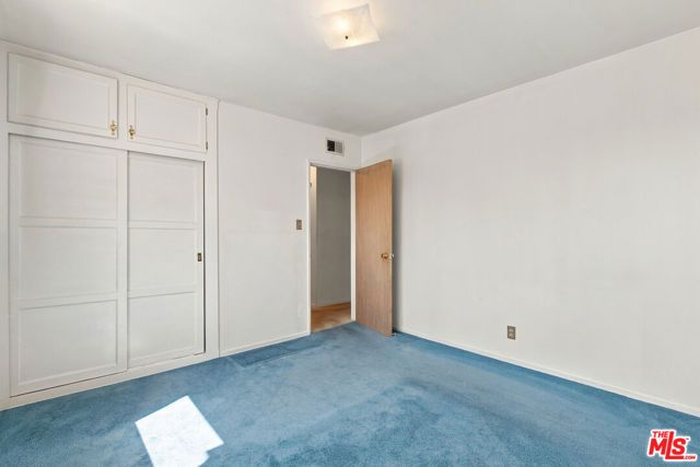 8501 Petaluma Drive, Los Angeles, CA 91352
