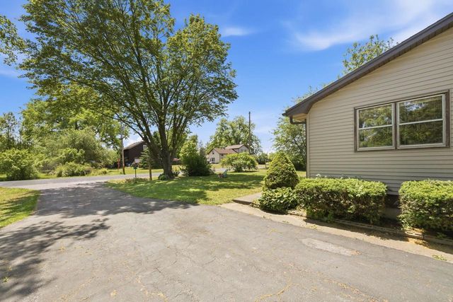 740 Bliven Road, Edgerton, WI 53534