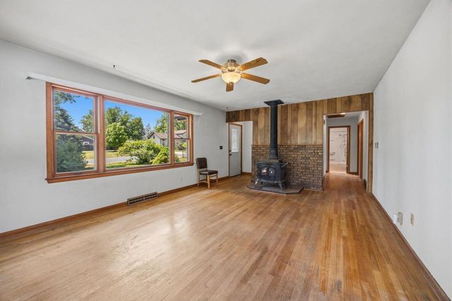 740 Bliven Road, Edgerton, WI 53534