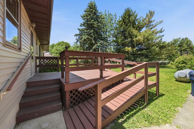 740 Bliven Road, Edgerton, WI 53534