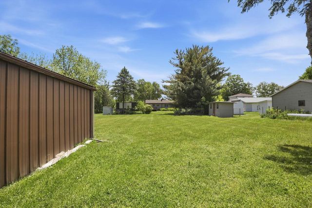 740 Bliven Road, Edgerton, WI 53534