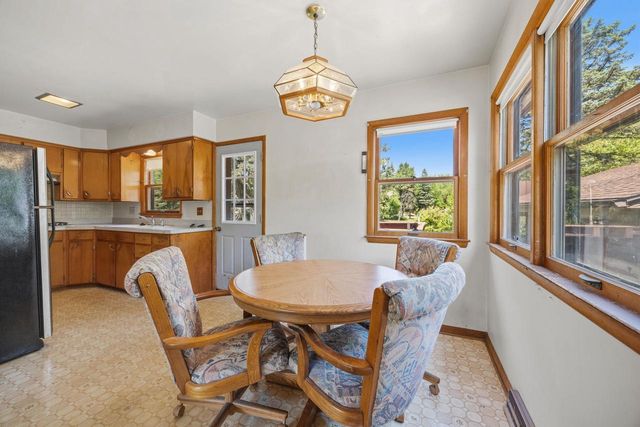 740 Bliven Road, Edgerton, WI 53534