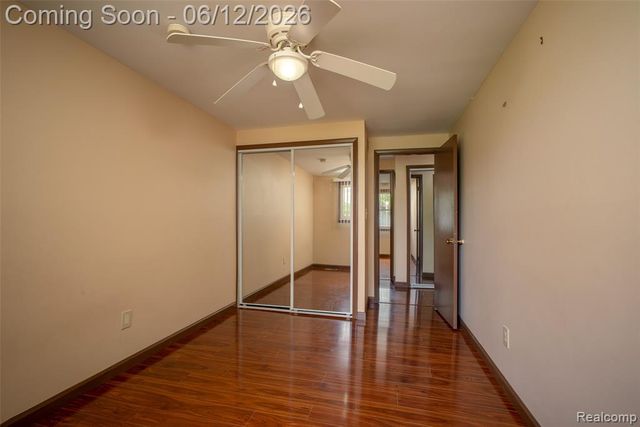 5061 Temple Drive, Sterling Heights, MI 48310