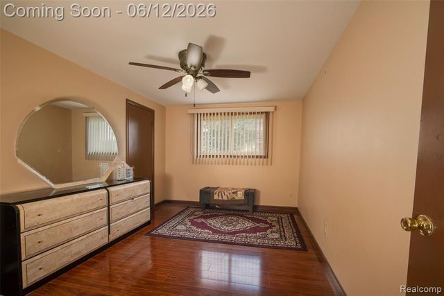 5061 Temple Drive, Sterling Heights, MI 48310